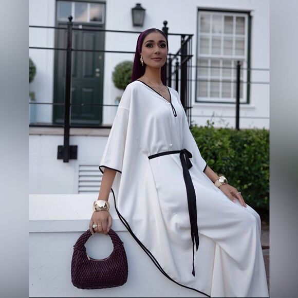 H&M TIE-BELT KAFTAN DRESS CREAM RAMADAN MODEST COLLECTION - Picture 2 of 7